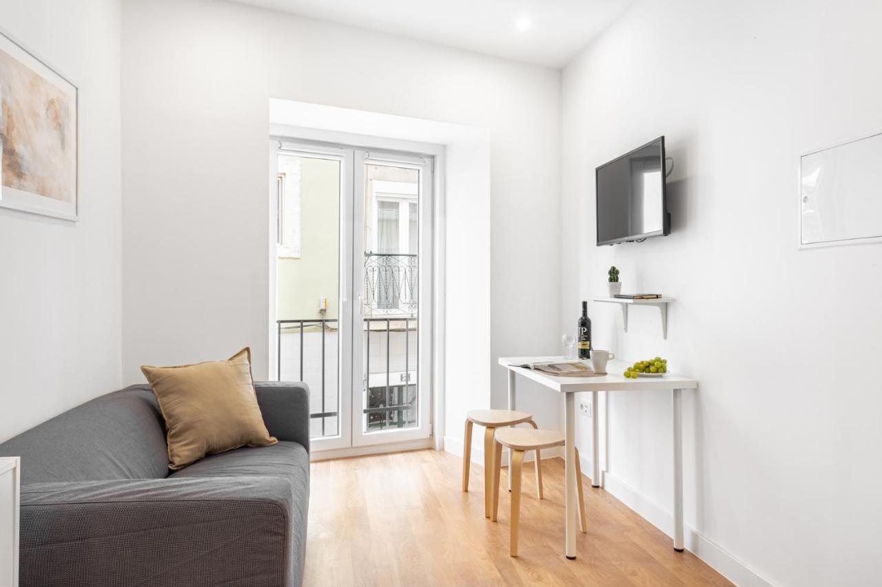 Altido Elegant Apartments Moments From Carmo Convent, In Bairro Alto Lisboa エクステリア 写真